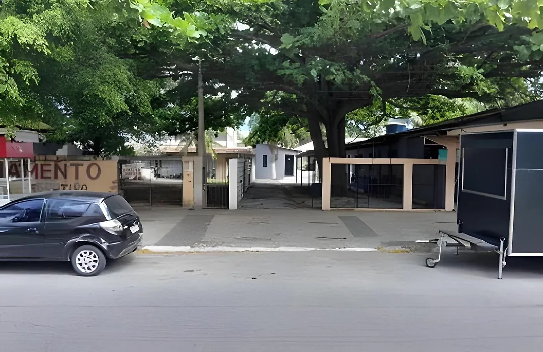 Suíte perto da praia com AC-1